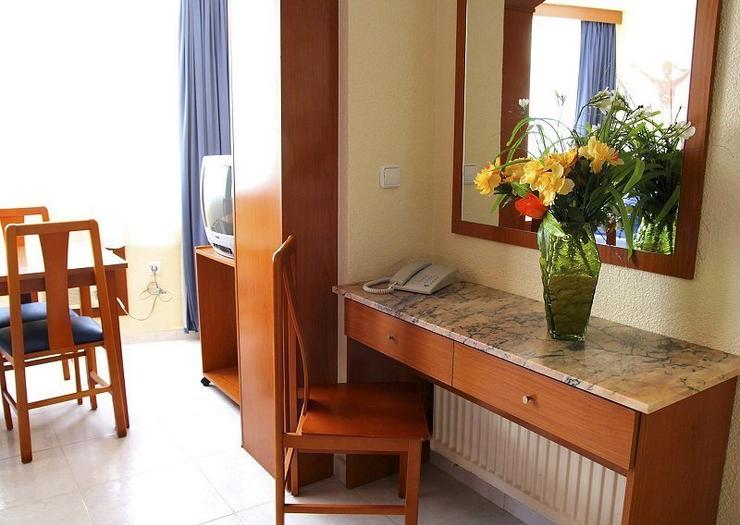 Apartment Standard (Living Room + 1 Bedroom + Terrace) 6/6 апартаменты BC Music Resort™ (Recommended for Adults) Бенидорме Apartment Standard (Living Room + 1 Bedroom + Terrace) 6/6 апартаменты BC Music Resort™ (Recommended for Adults) Бенидорме